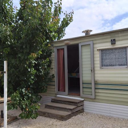 Mobilhome Catalan Nefiach Luaran gambar